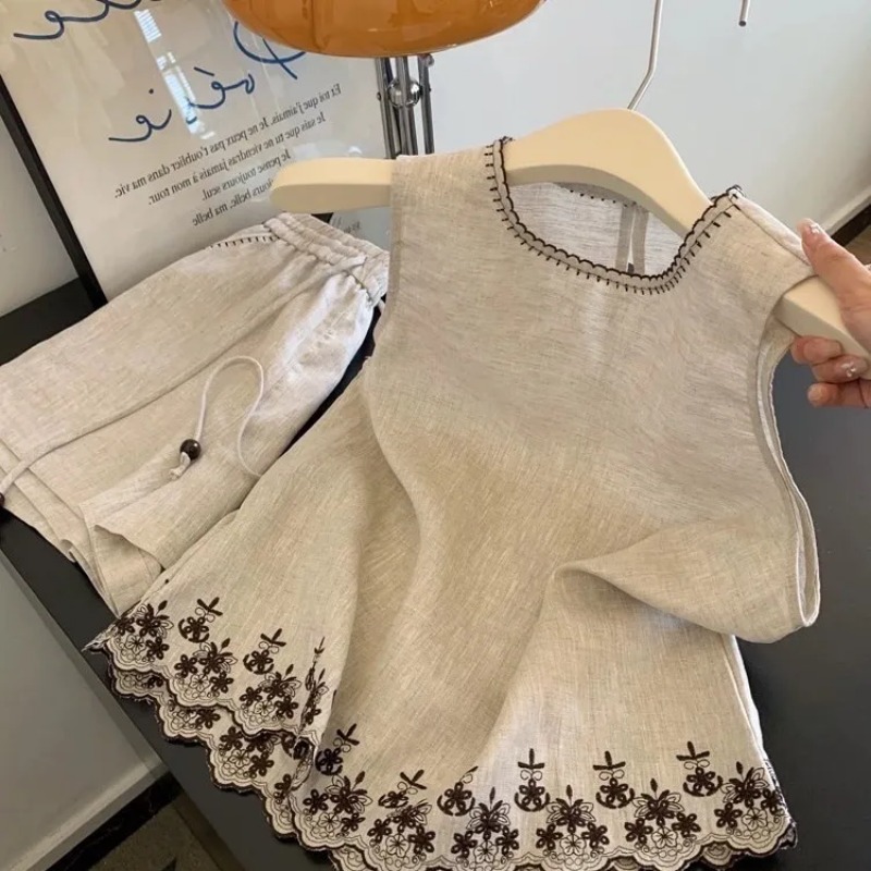 Simple Old Money Style Cotton  - Embroidery Vest ulasan dan harga