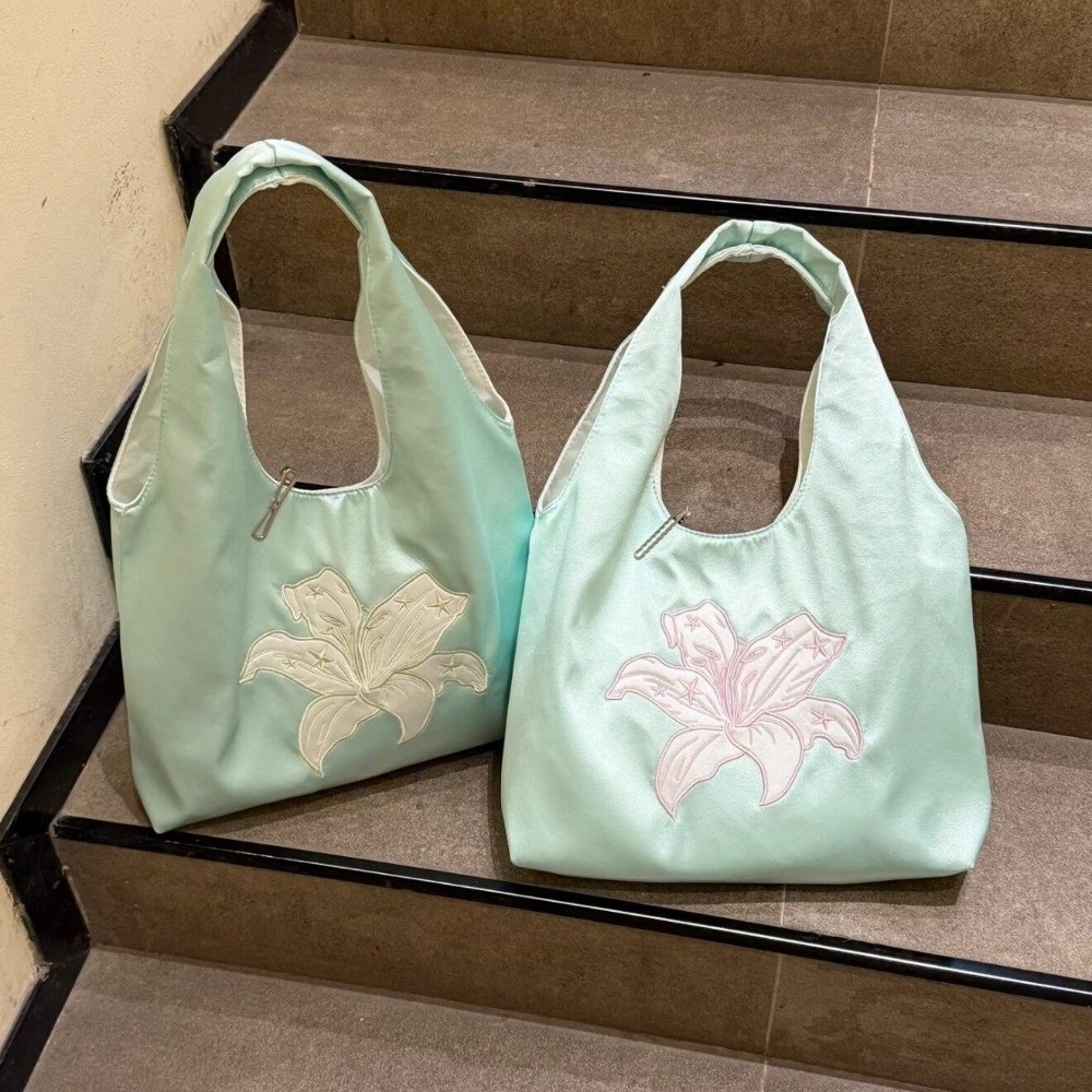 Vest Style Lily Shoulder Bag L - Embroidery Vest ulasan dan harga